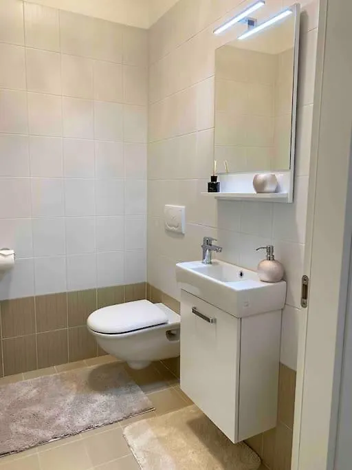 Luxury Apartment Centre. Pool. Beach And Shopping Lido di Jesolo