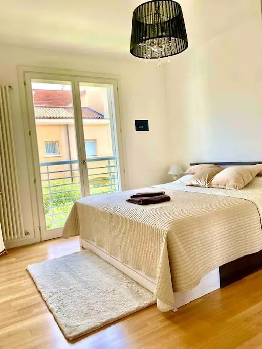 Luxury Apartment Centre. Pool. Beach And Shopping Lido di Jesolo Italy