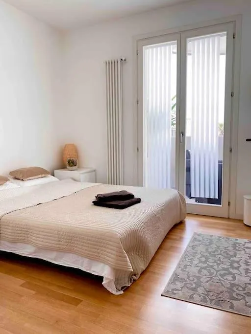 Luxury Apartment Centre. Pool. Beach And Shopping Lido di Jesolo